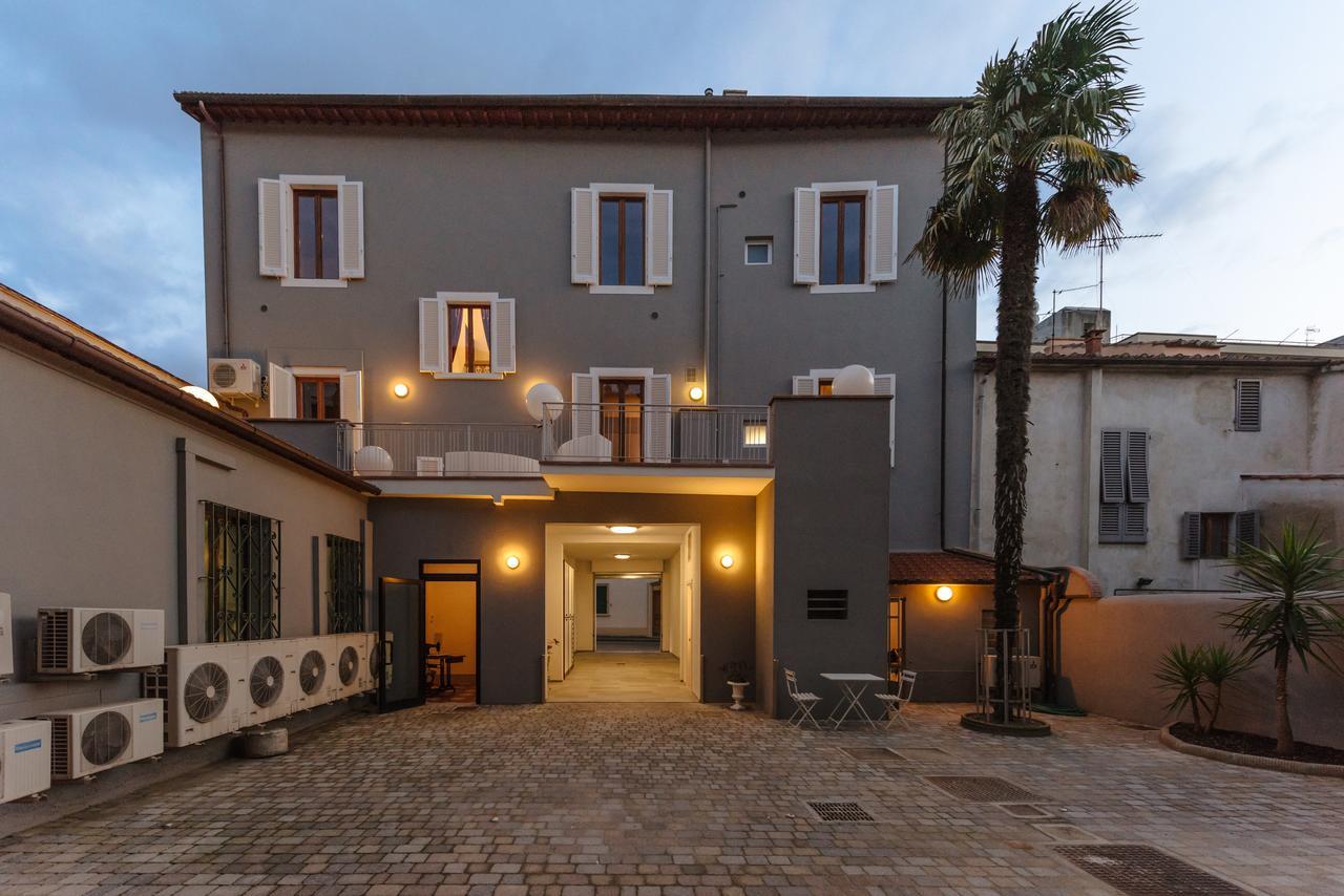 Residenza Cavour Aparthotel Empoli Luaran gambar