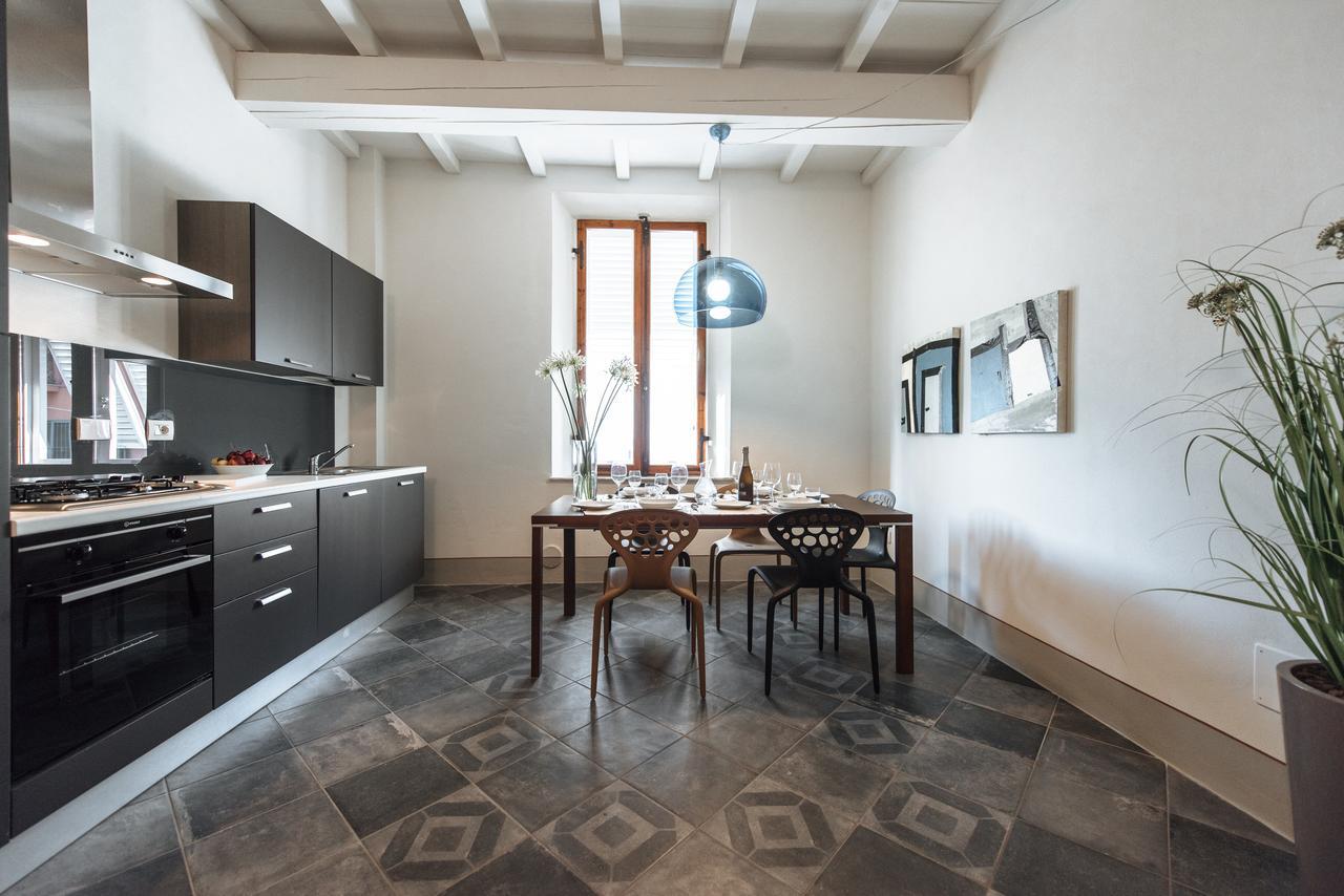 Residenza Cavour Aparthotel Empoli Luaran gambar